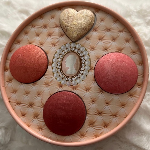 Bundle PAT McGRATH x Bridgerton Blushing Delights & Love at First Blush. - Picture 4 of 6